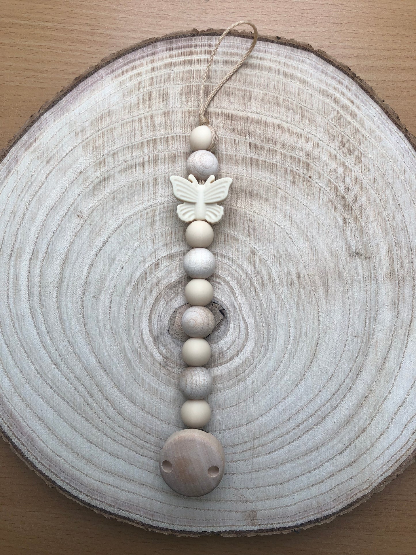 Schnullerkette mit Schmetterling Silikonperle
